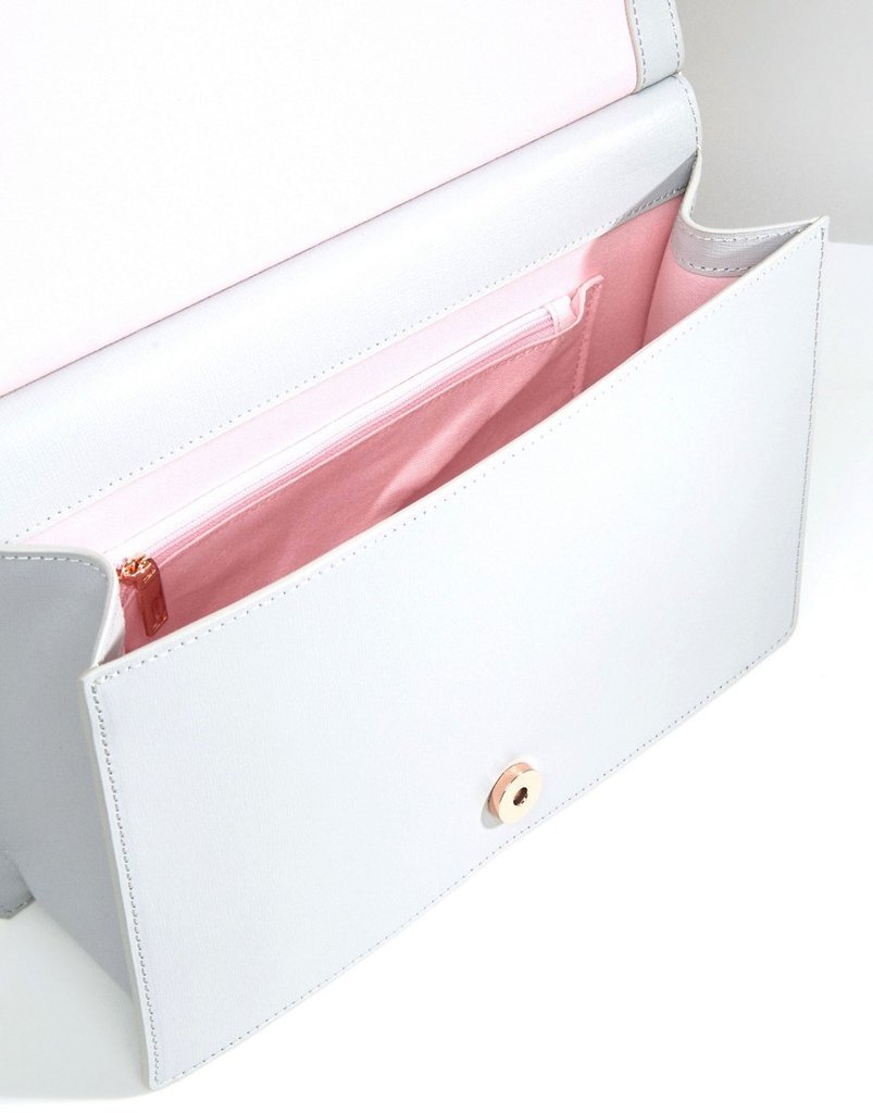 product_54939_3_1024x1024_603f838a-b5a5-4cfa-92f7-158a6ca2ff09.jpg Bolsa em Couro Branca - Imagem 2